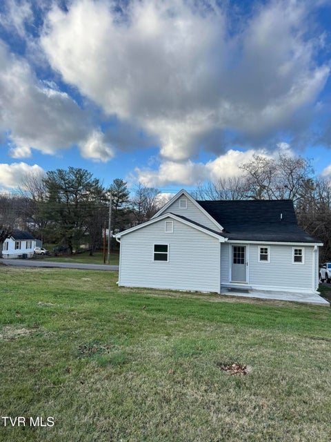 Photo #19: 2140 Randolph Street