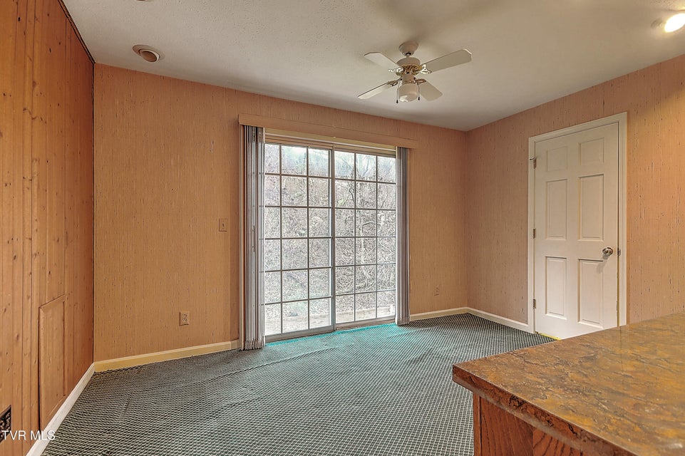 Photo #42: 1237 Radcliffe Avenue