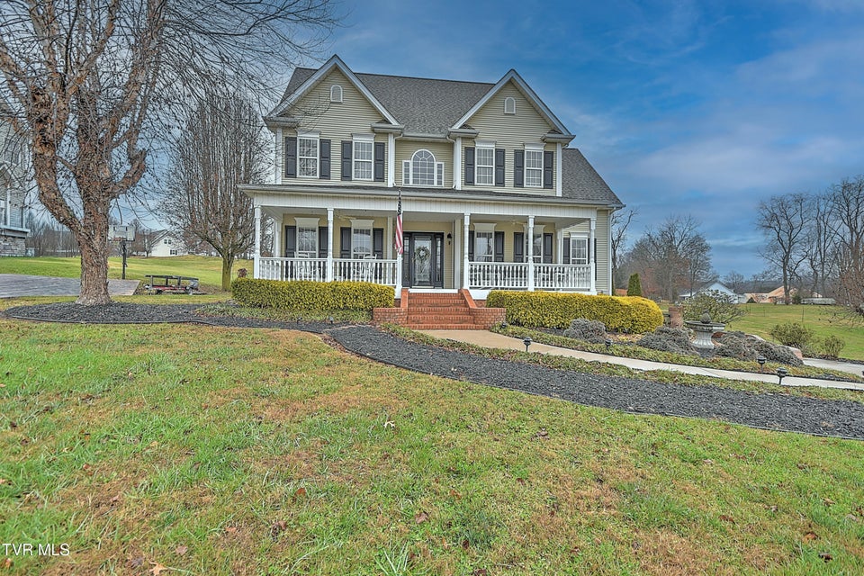 Photo #2: 121 Barefoot Landing Drive