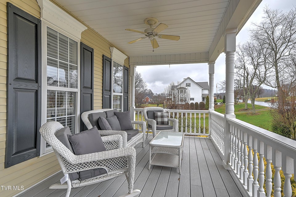 Photo #8: 121 Barefoot Landing Drive