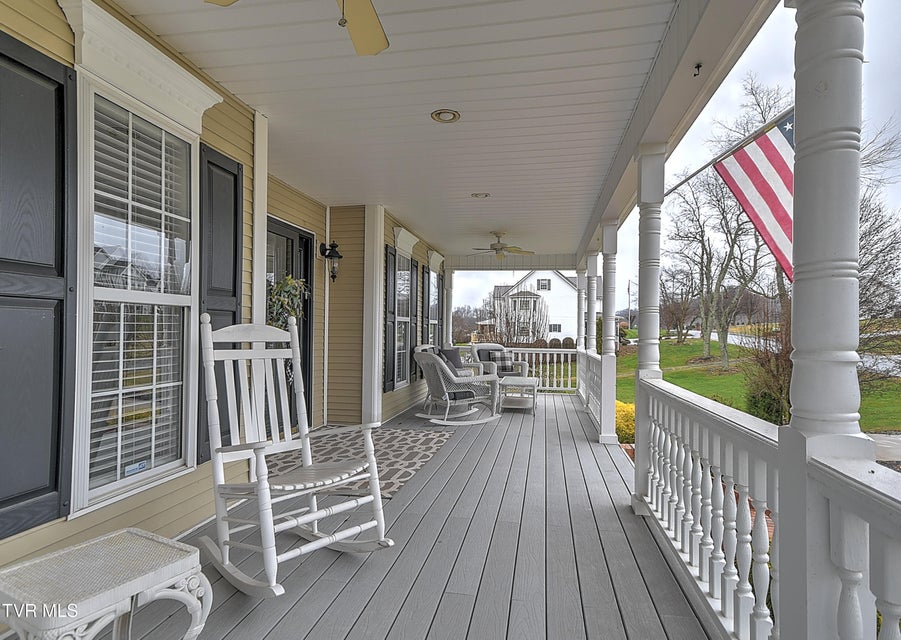 Photo #10: 121 Barefoot Landing Drive