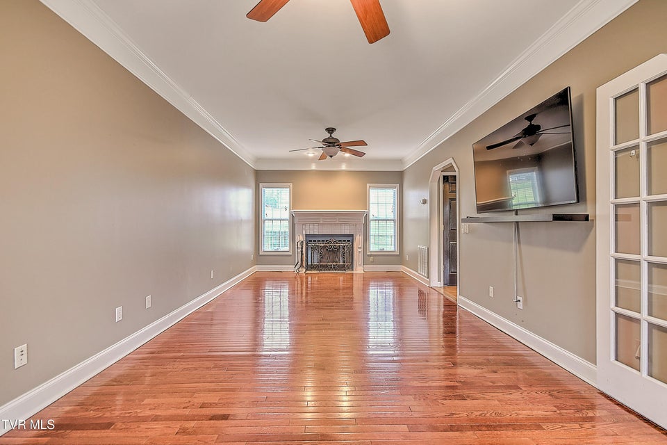 Photo #13: 121 Barefoot Landing Drive