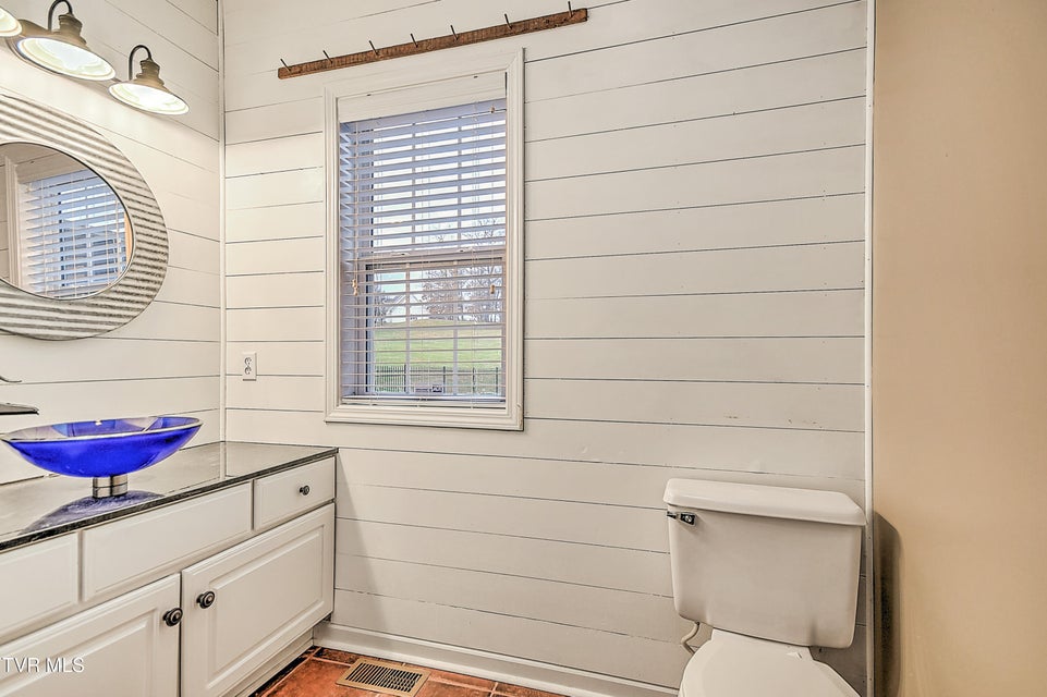 Photo #16: 121 Barefoot Landing Drive