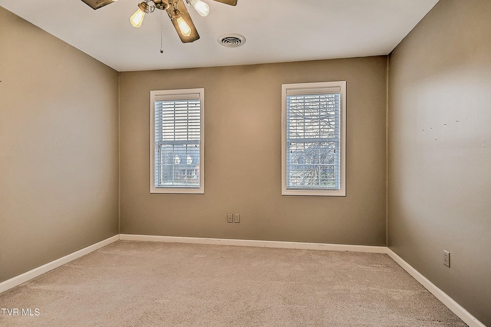 Photo #33: 121 Barefoot Landing Drive