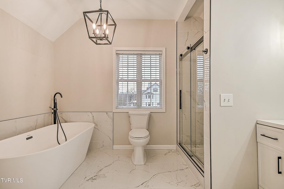 Photo #46: 121 Barefoot Landing Drive