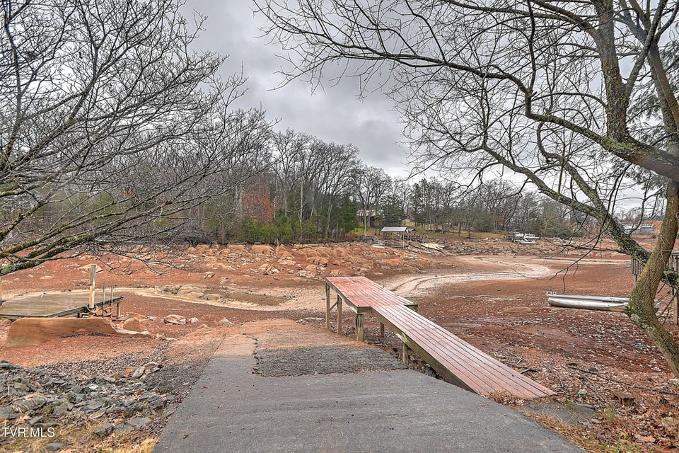 Photo #73: 121 Barefoot Landing Drive