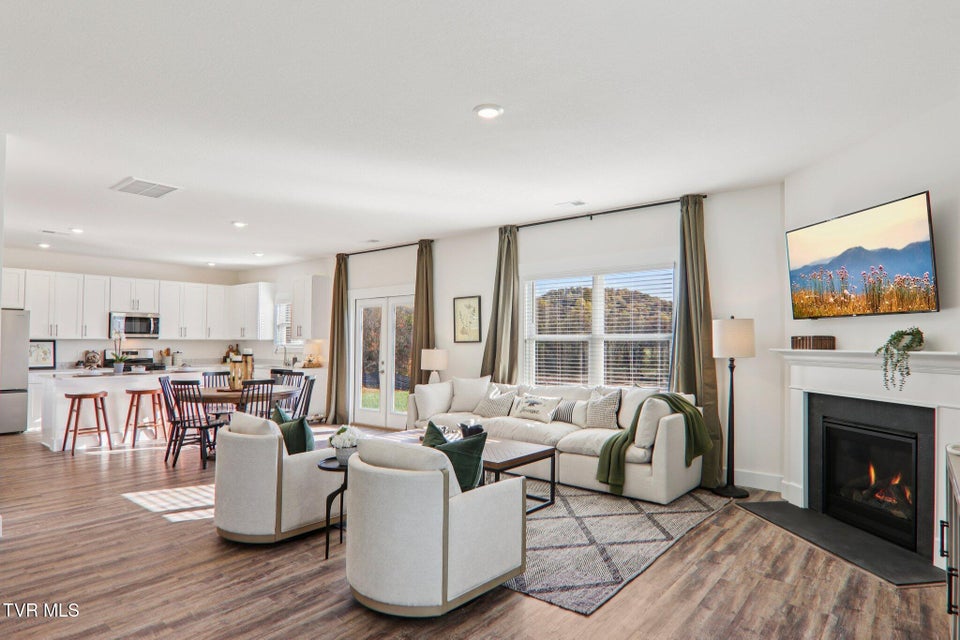 Photo #8: 350 Alta Tree Blvd 