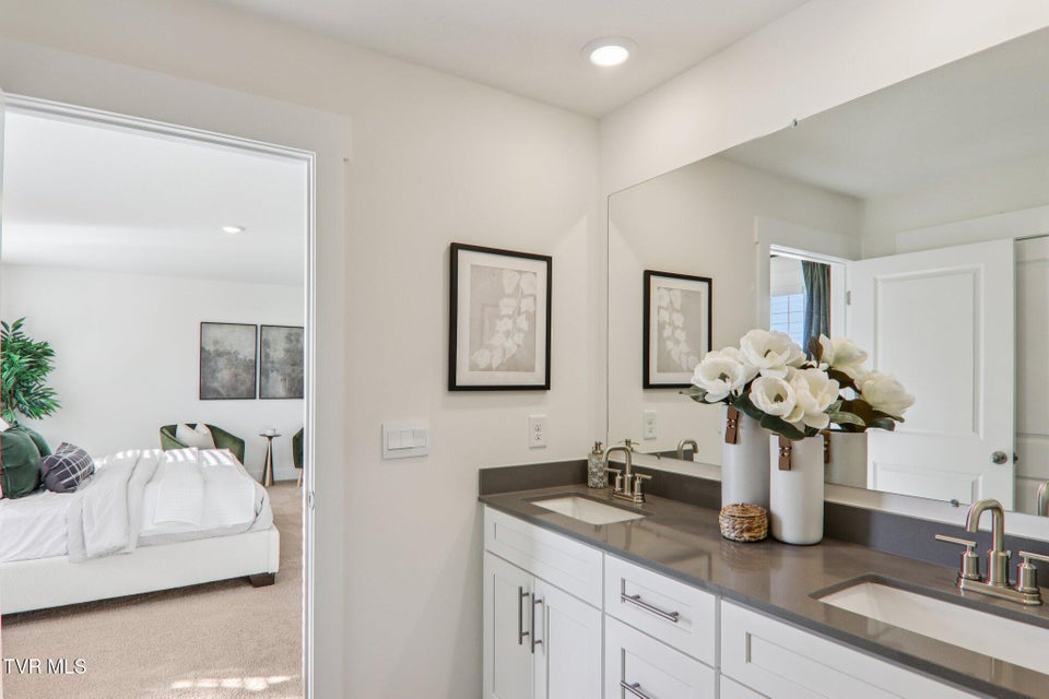 Photo #33: 350 Alta Tree Blvd 