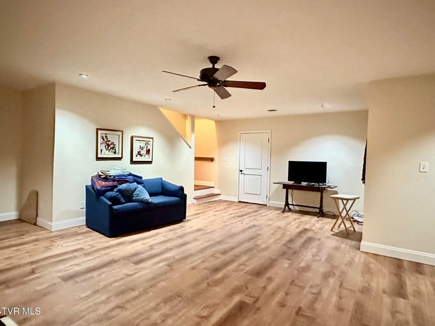 Photo #24: 2562 Liberty Road