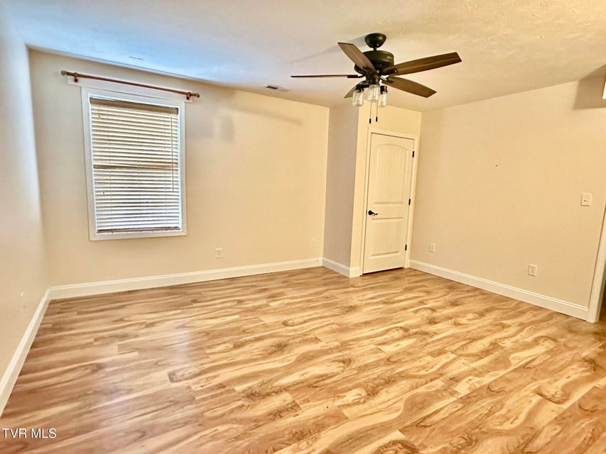 Photo #25: 2562 Liberty Road