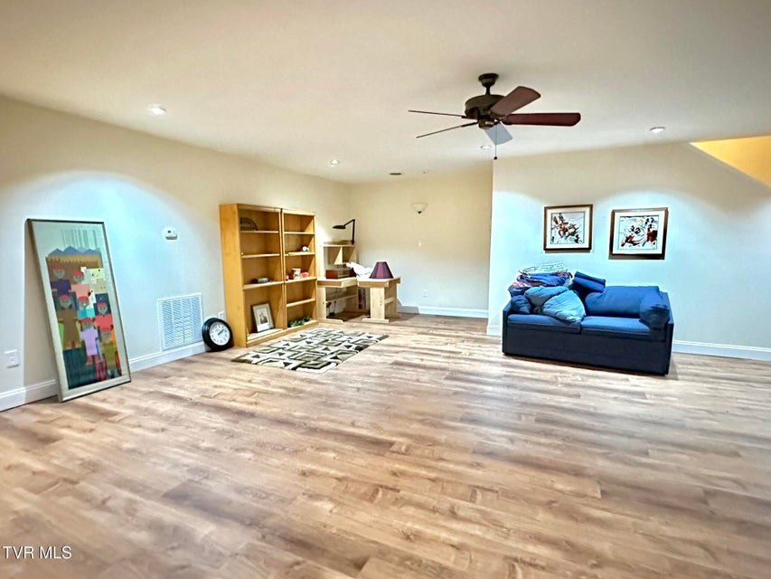 Photo #27: 2562 Liberty Road