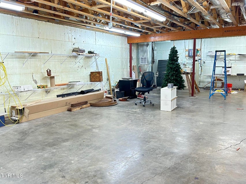 Photo #41: 2562 Liberty Road