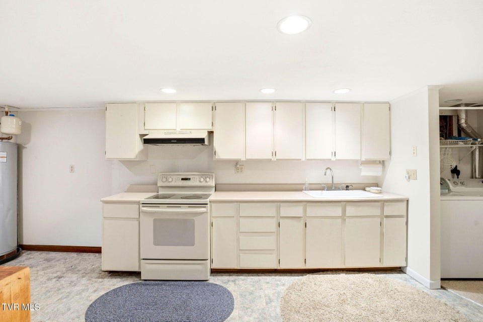 Photo #26: 5420 Whitehouse Road