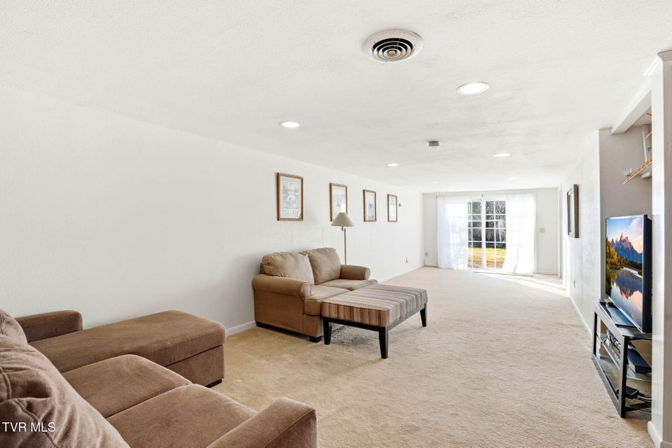 Photo #38: 5420 Whitehouse Road