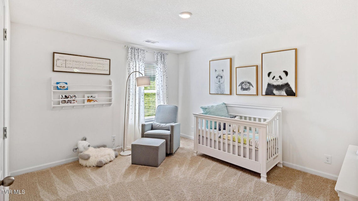 Photo #18: 228 Artist Avenue 