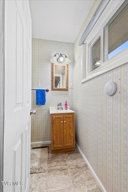 Photo #10: 2405 Melborne Drive