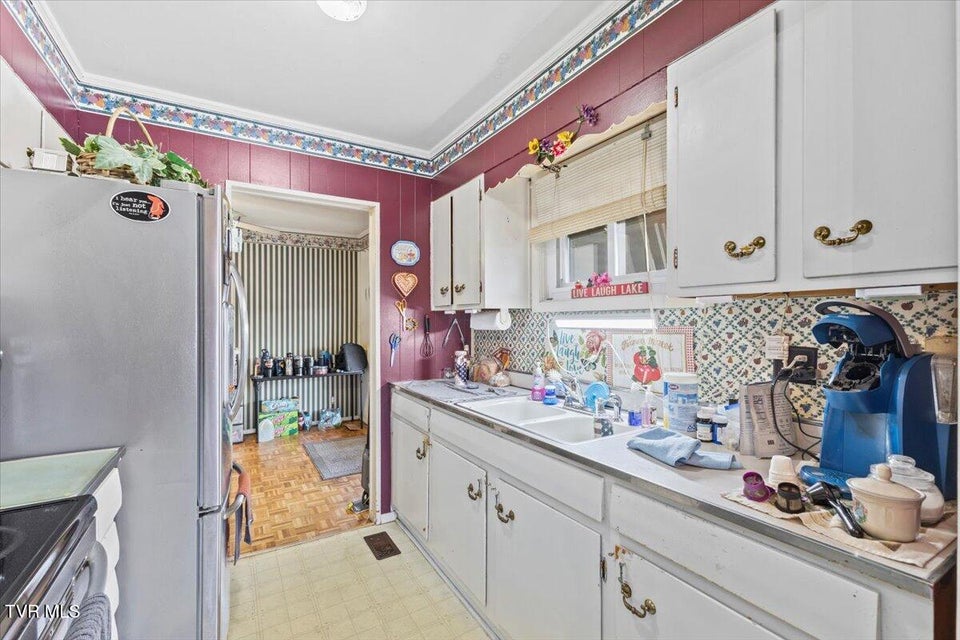 Photo #14: 2405 Melborne Drive