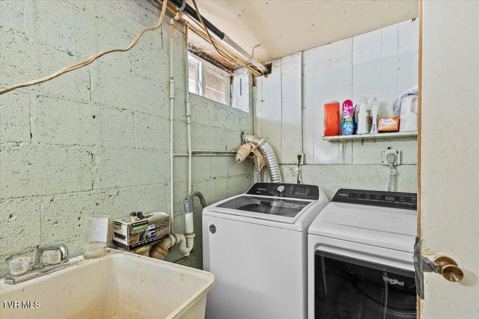 Photo #24: 2405 Melborne Drive