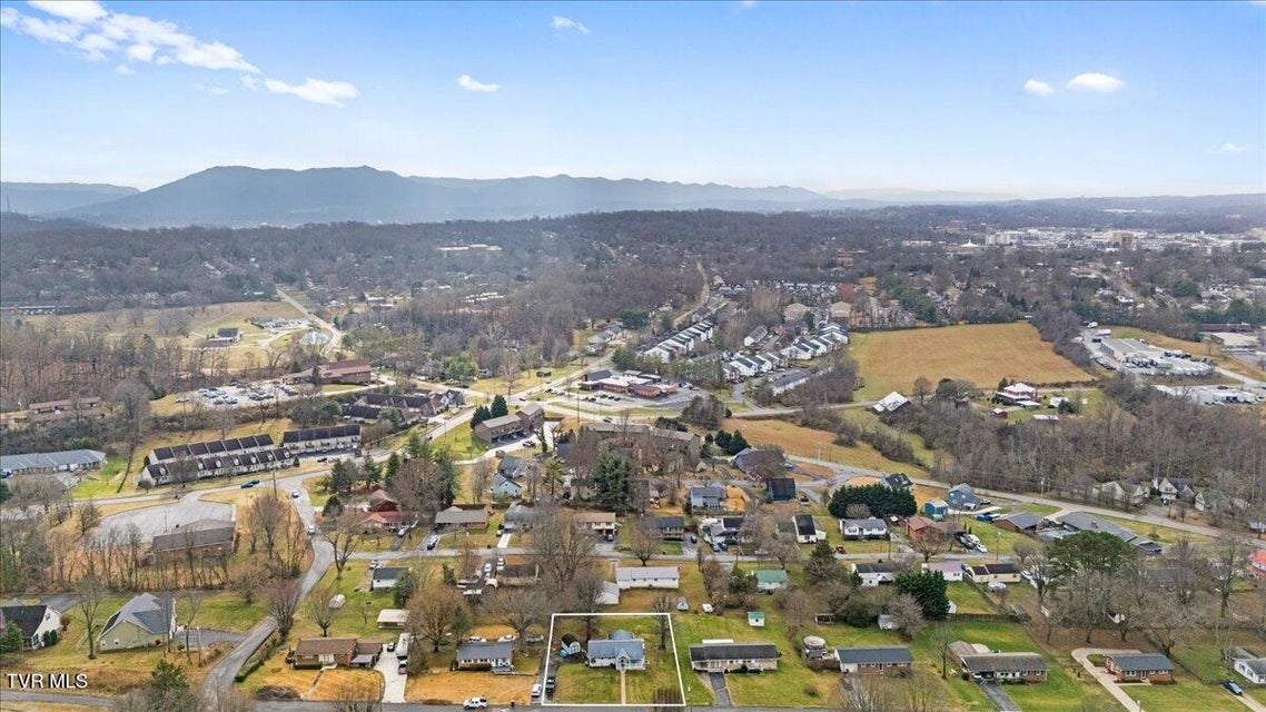 Photo #36: 2405 Melborne Drive