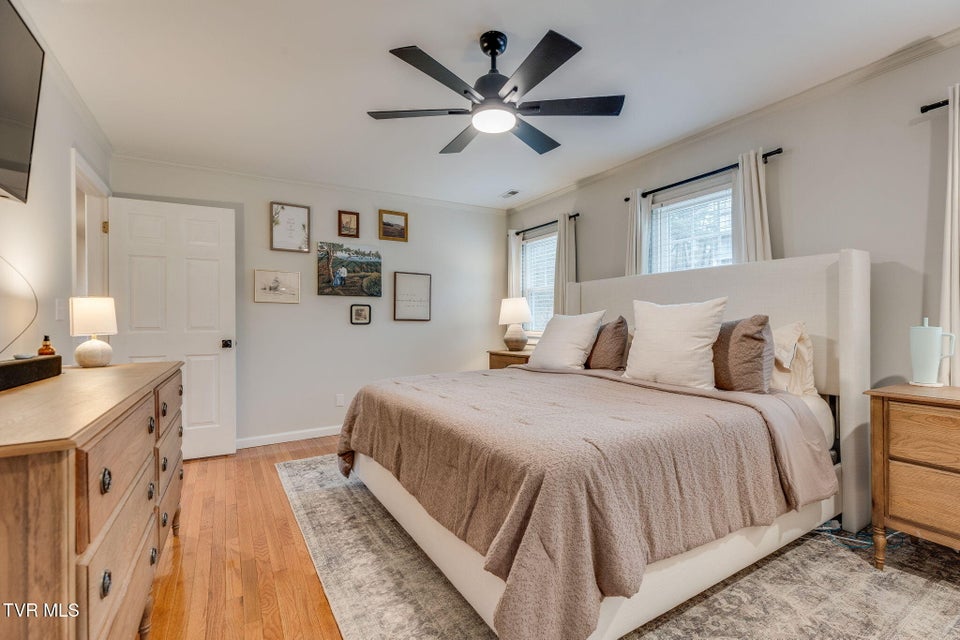 Photo #23: 4021 Lakota Place