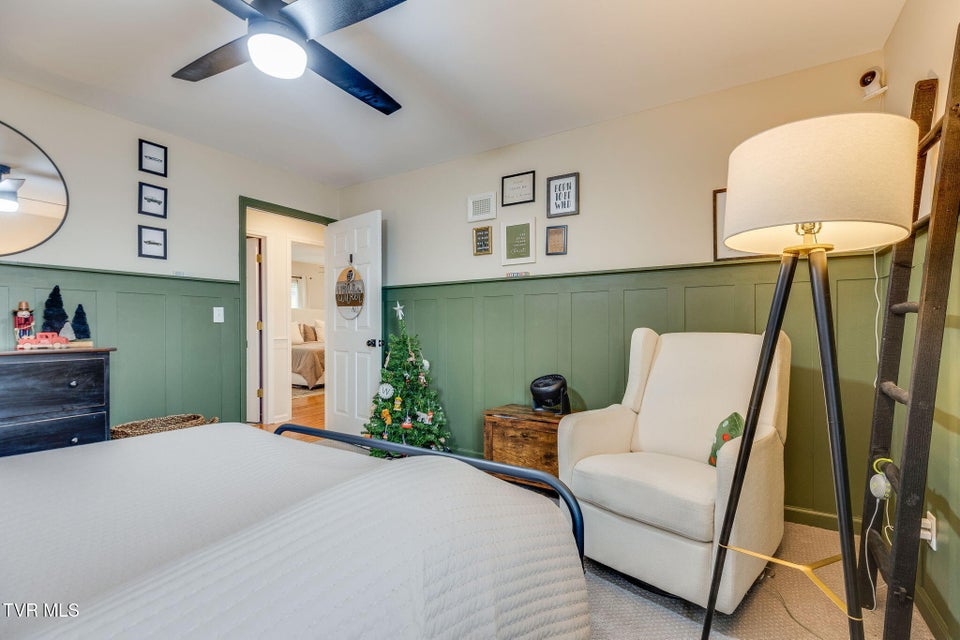 Photo #32: 4021 Lakota Place