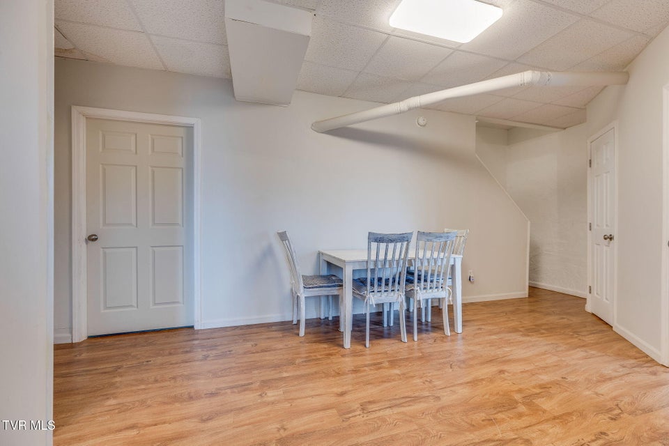 Photo #39: 4021 Lakota Place