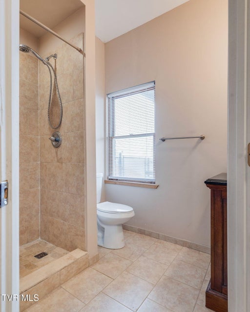 Photo #43: 4021 Lakota Place