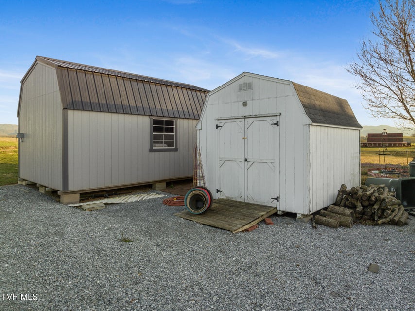 Photo #11: 350 Davy Crockett Road