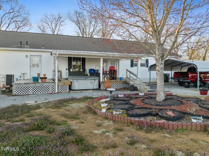 Photo #13: 350 Davy Crockett Road