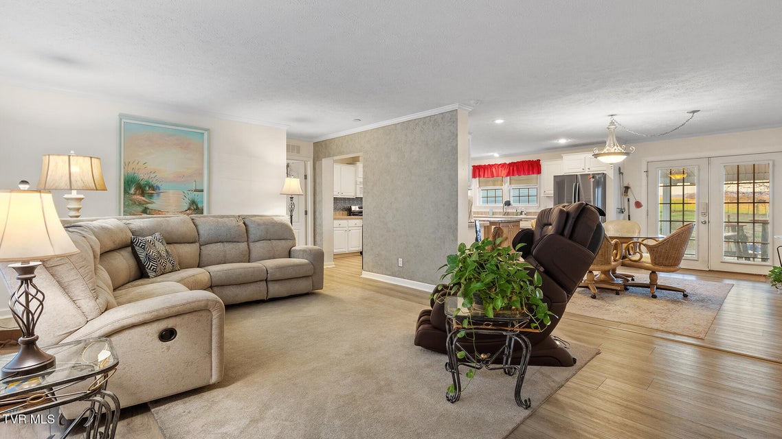 Photo #19: 350 Davy Crockett Road