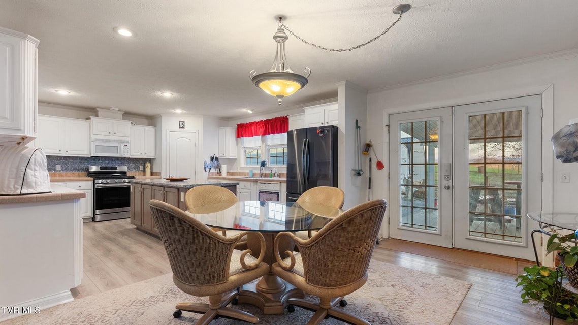 Photo #21: 350 Davy Crockett Road