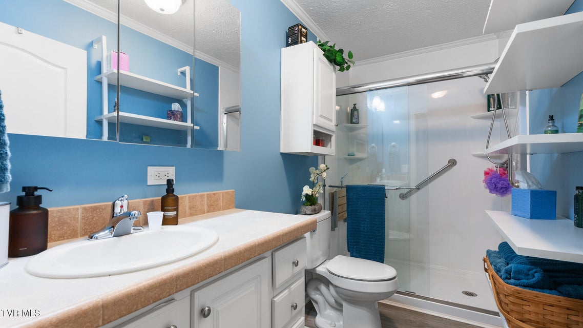 Photo #33: 350 Davy Crockett Road