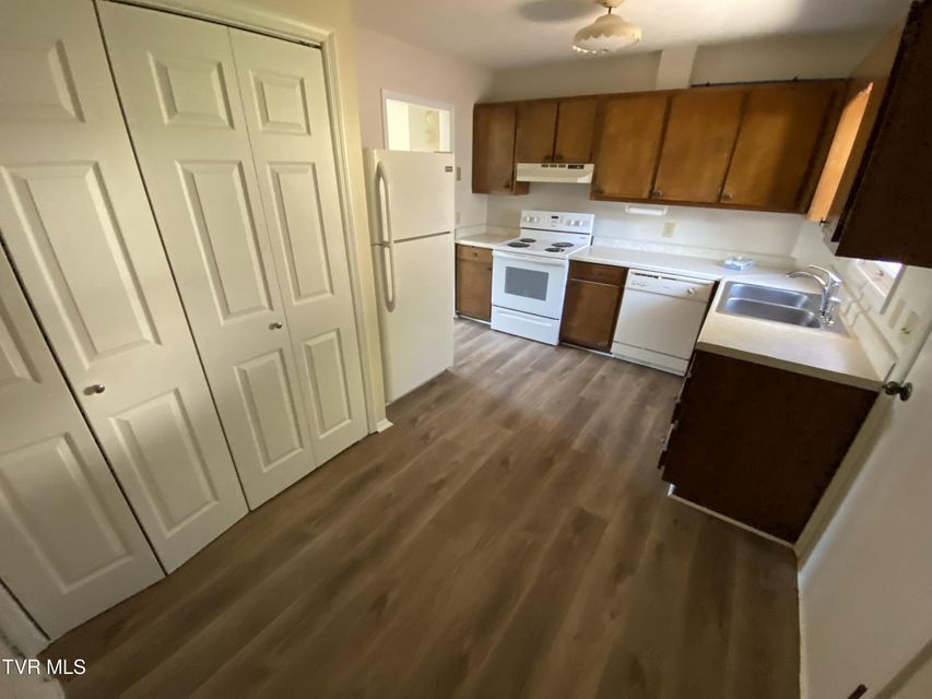 Photo #7: 4204 Carroll Creek Road