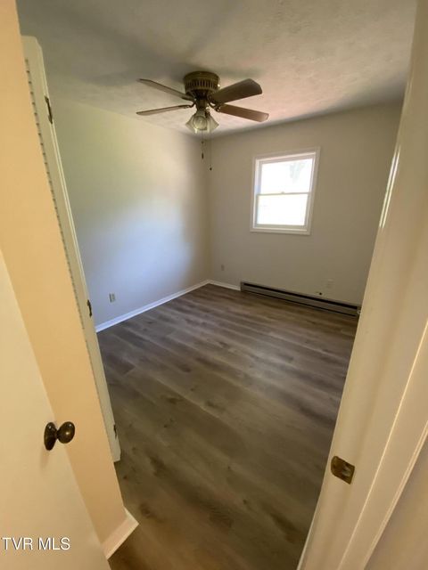 Photo #12: 4204 Carroll Creek Road