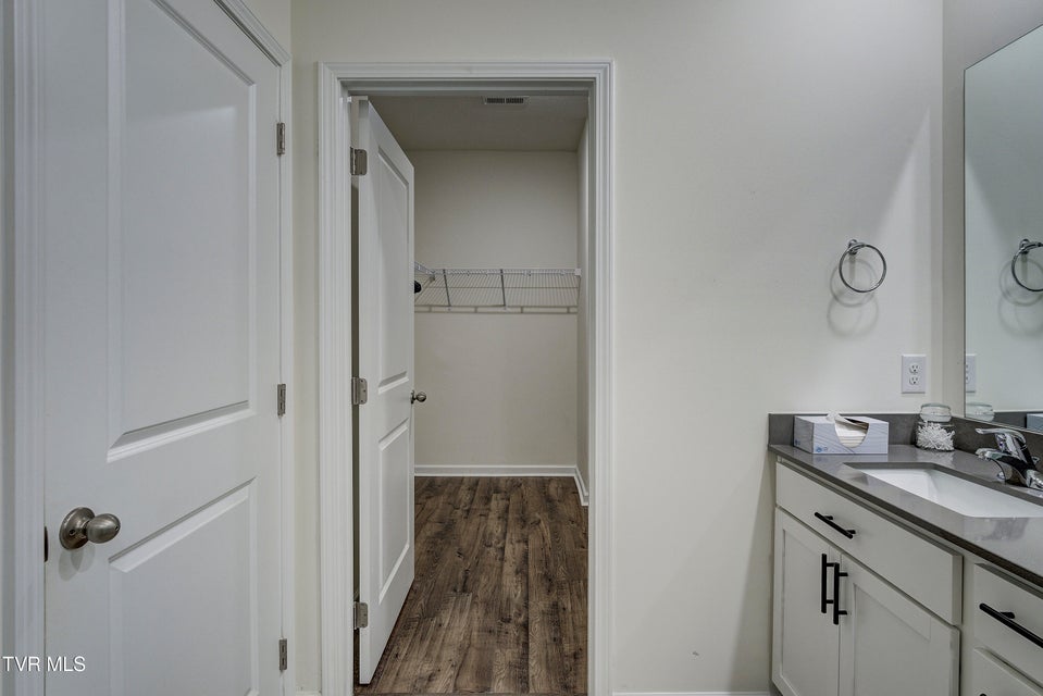 Photo #28: 2472 Bridgeforth Crossing