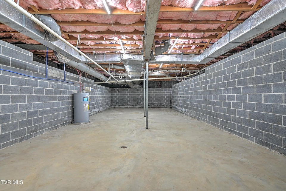 Photo #45: 405 Meadow Lane