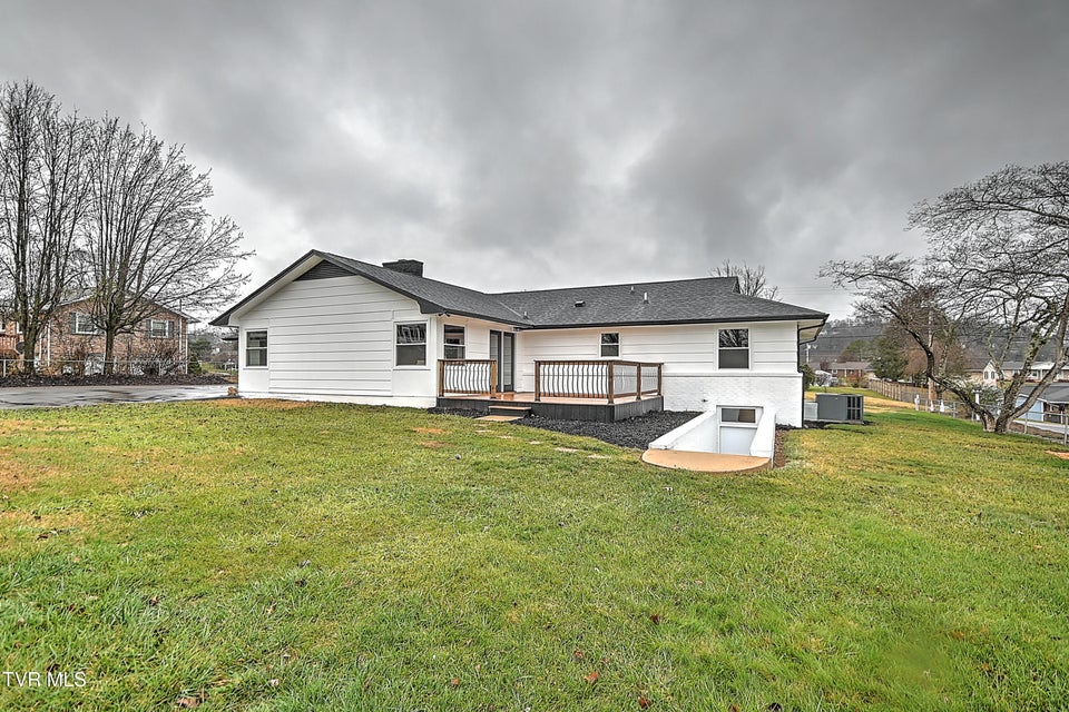 Photo #49: 405 Meadow Lane