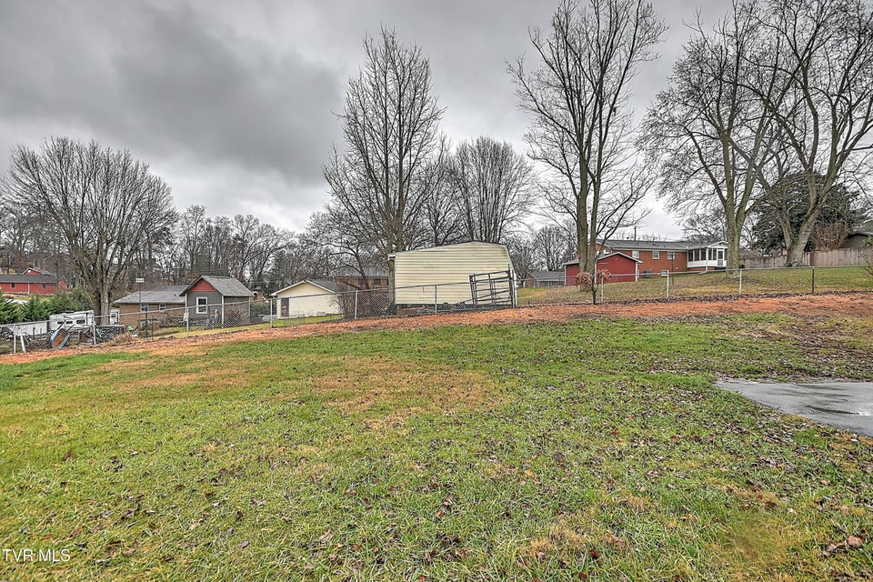 Photo #51: 405 Meadow Lane