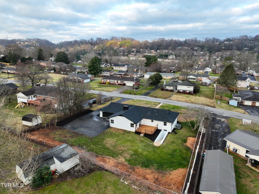 Photo #56: 405 Meadow Lane