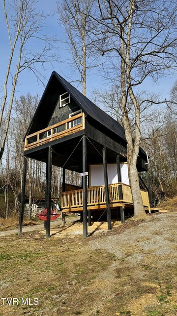 Photo #9: 290 Spyglass Drive