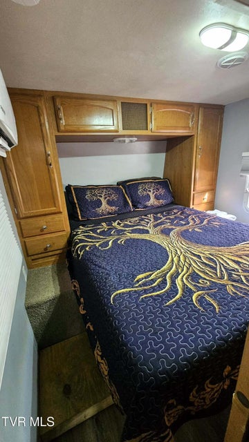 Photo #37: 290 Spyglass Drive