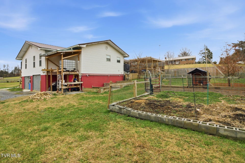 Photo #4: 30 Deerfoot Lane