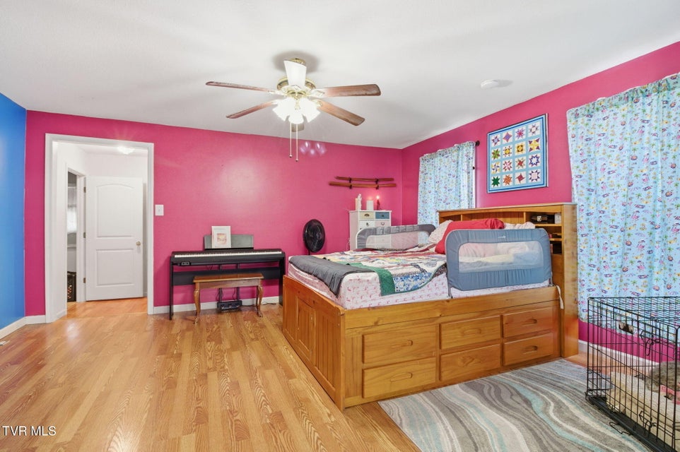 Photo #15: 30 Deerfoot Lane