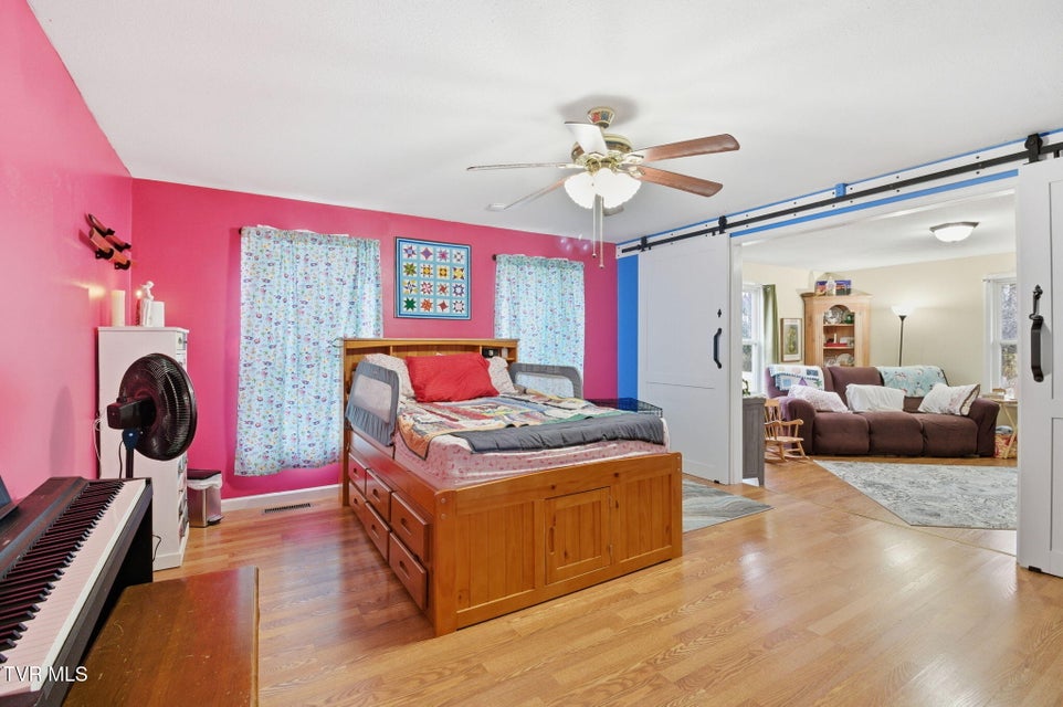 Photo #14: 30 Deerfoot Lane