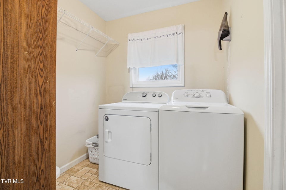 Photo #22: 30 Deerfoot Lane