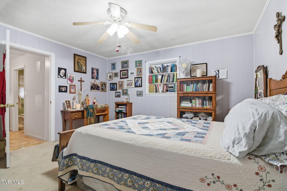 Photo #20: 30 Deerfoot Lane