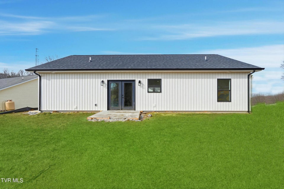 Photo #32: 417 Elbert Way