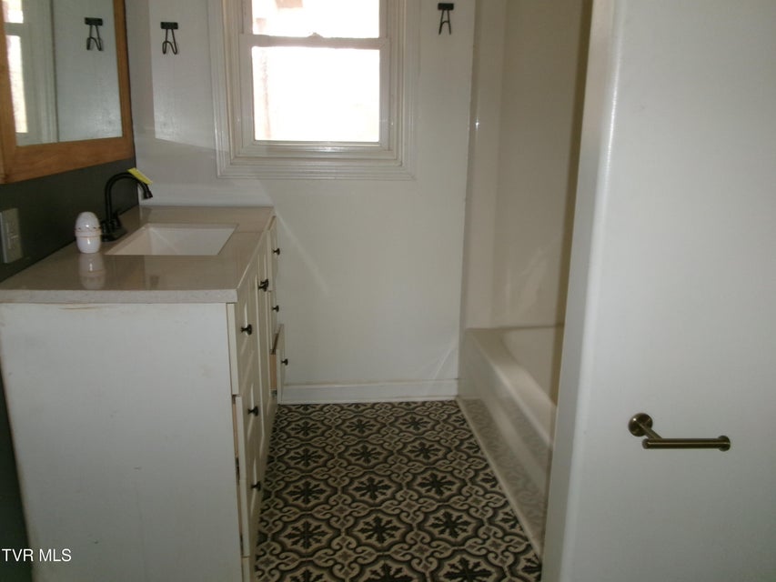 Photo #14: 107 Ripley Street