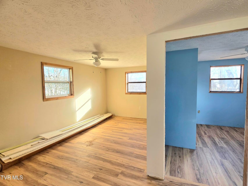 Photo #23: 213 Front Street