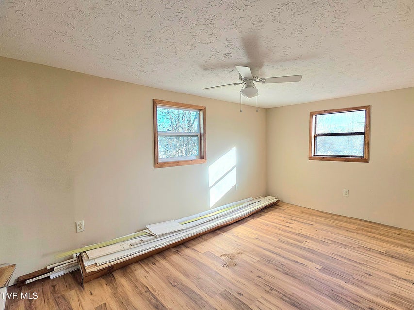 Photo #24: 213 Front Street